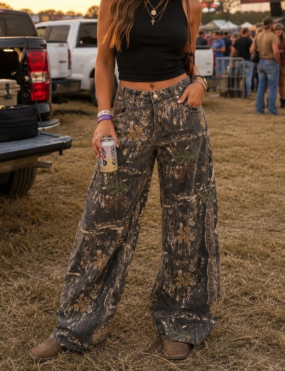 🌲 Disclosure Realtree Camo Wide Leg Jeans Size 9/29